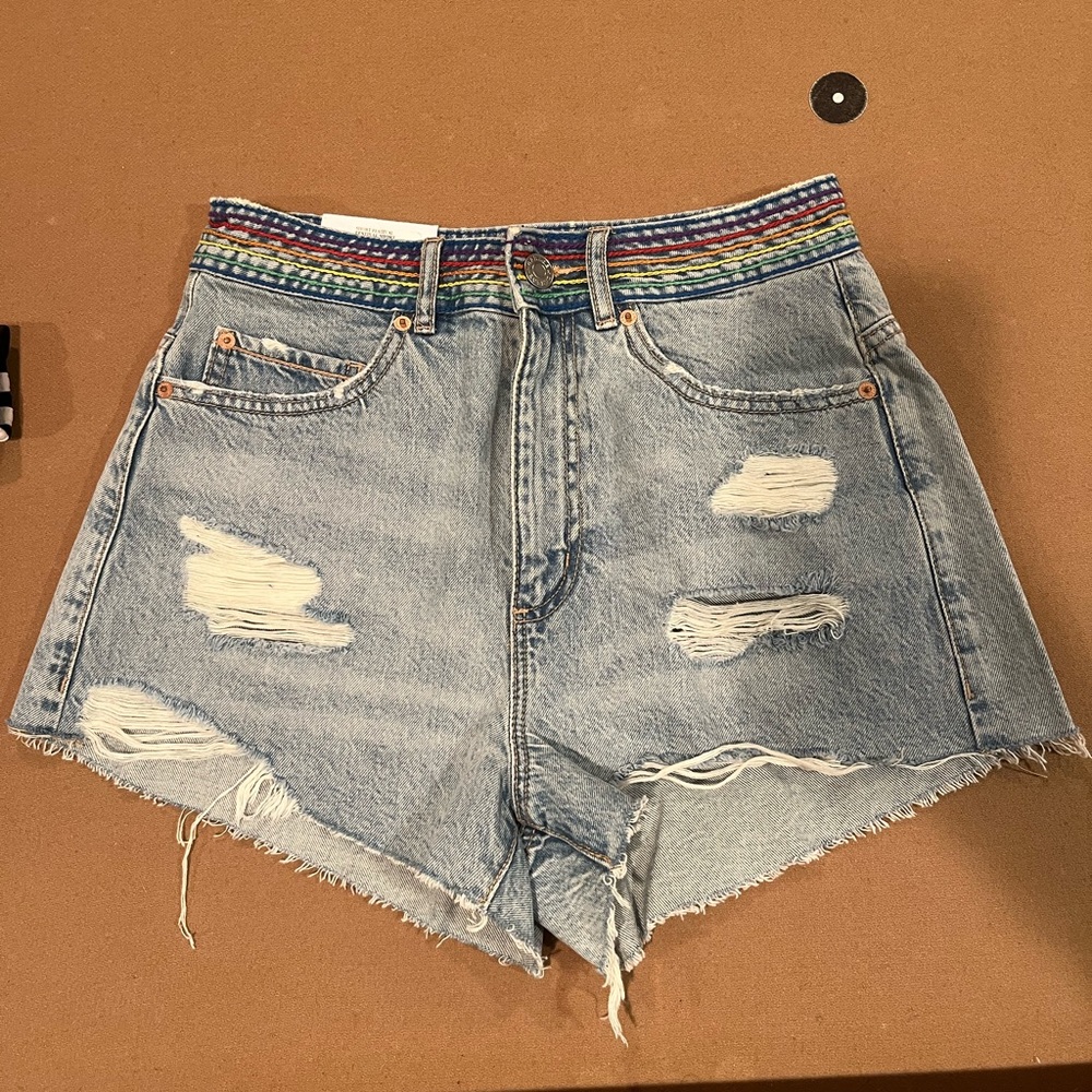 Garage festival shorts